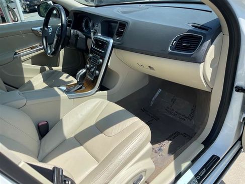 Used 2013 Volvo S60 T5 AWD/4WD image 91