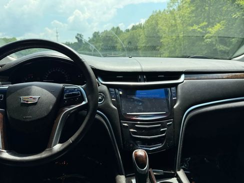 Used 2016 Cadillac XTS Luxury image 27