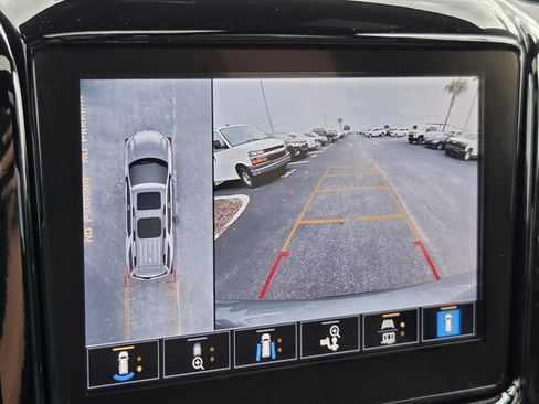 Certified 2023 Chevrolet Traverse Premier w/ Redline Edition FWD image 22