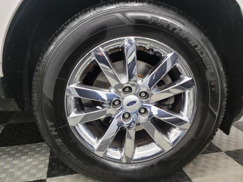 Used 2014 Ford Edge SEL w/ Equipment Group 205A image 26