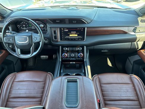 Certified 2024 GMC Yukon Denali Ultimate image 24