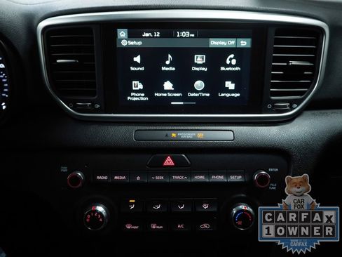 Used 2021 Kia Sportage LX image 18