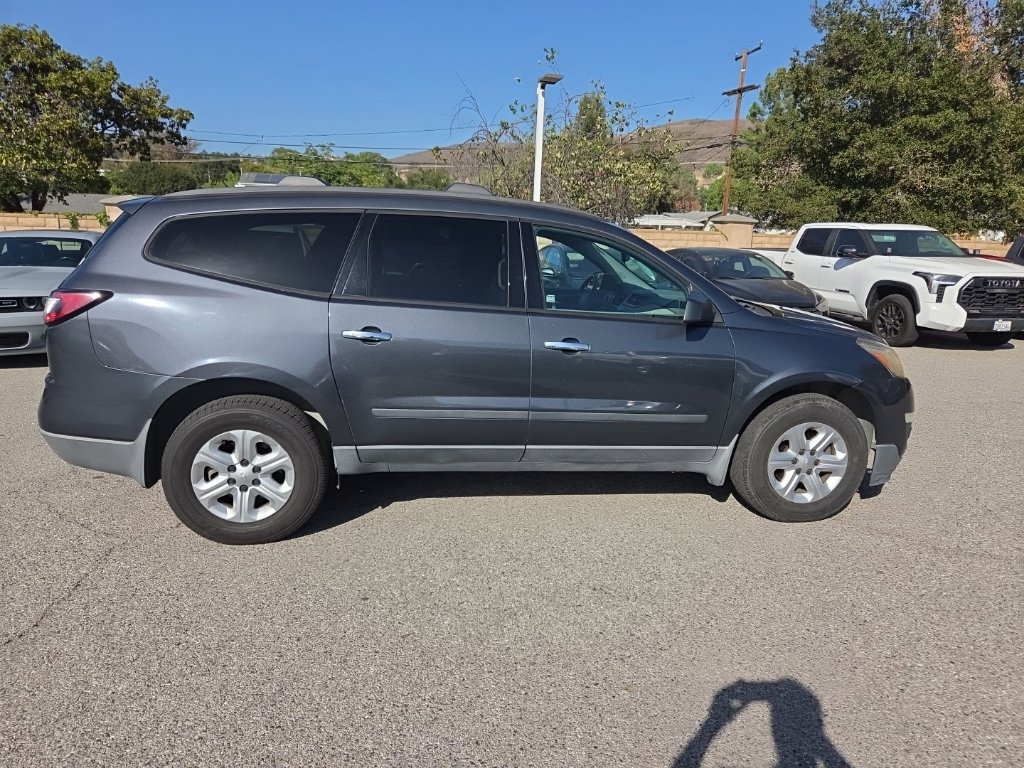 Used 2013 Chevrolet Traverse LS FWD image 6