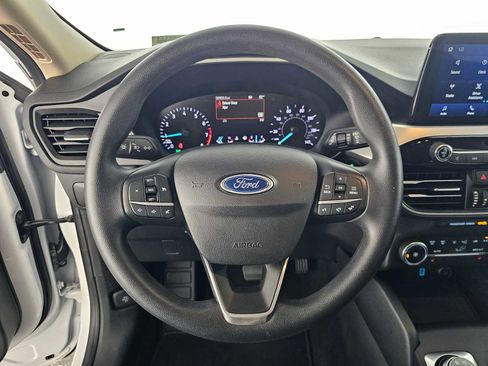 Used 2020 Ford Escape SE image 22