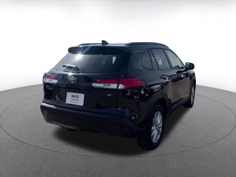 Used 2025 Toyota Corolla Cross LE image 14