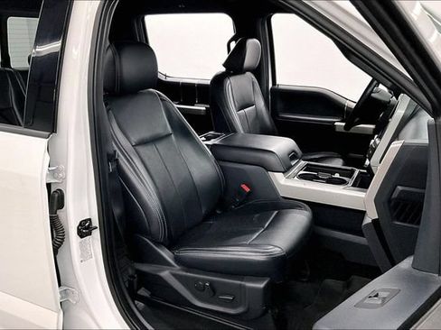 Used 2022 Ford F350 Lariat w/ Lariat Ultimate Package AWD/4WD image 8