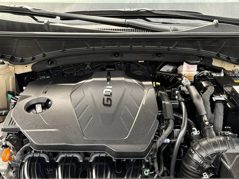 Used 2023 Hyundai Santa Cruz SE image 11