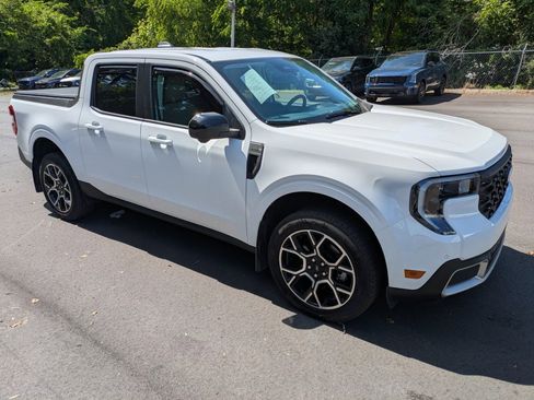 Used 2025 Ford Maverick Lariat AWD/4WD image 1