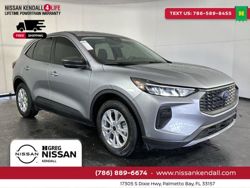 Used 2024 Ford Escape Active image 2