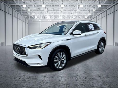Used 2019 INFINITI QX50 Essential w/ Proactive Package image 3