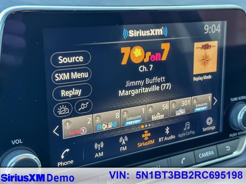 Used 2024 Nissan Rogue SV image 27