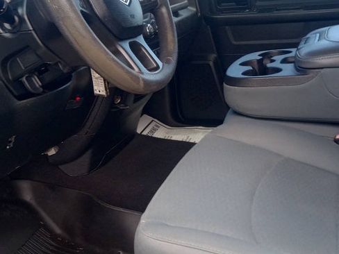 Used 2018 RAM 1500 Express w/ Express Value Package AWD/4WD image 10
