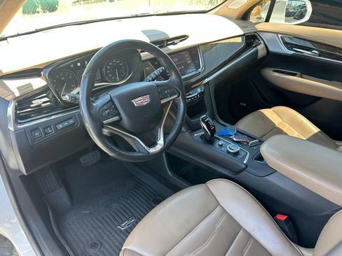Used 2020 Cadillac XT6 Premium Luxury w/ Platinum Package AWD/4WD image 24