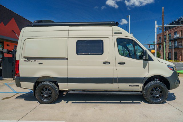 Used 2020 Mercedes-Benz Sprinter 2500 image 4