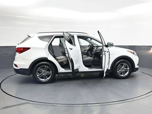 Used 2017 Hyundai Santa Fe Sport FWD image 41