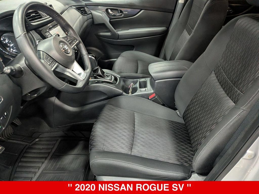 Used 2020 Nissan Rogue SV AWD/4WD image 11