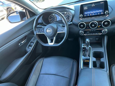 Used 2023 Nissan Sentra SR w/ SR Premium Package image 22