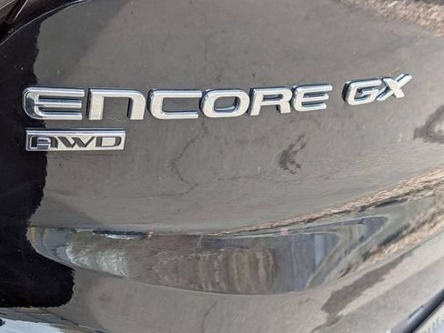 Certified 2025 Buick Encore GX Preferred FWD image 10