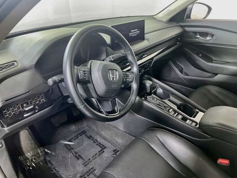 Used 2023 Honda Accord EX-L image 9