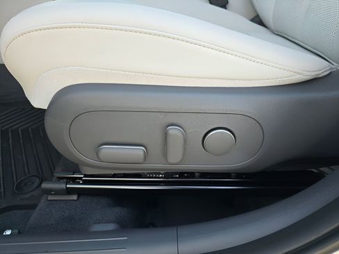 New 2026 Hyundai Kona Limited image 16