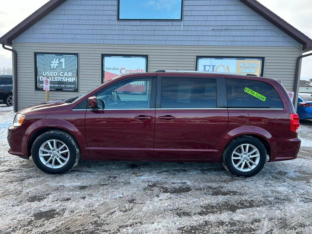 Used 2018 Dodge Grand Caravan SXT FWD image 8