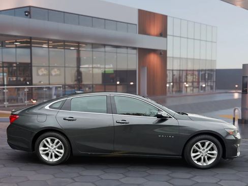 Used 2016 Chevrolet Malibu LT image 11