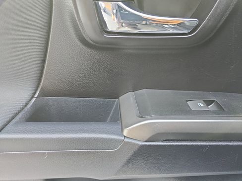 Certified 2020 Toyota Tacoma TRD Off-Road image 15