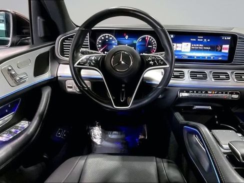 Used 2024 Mercedes-Benz GLE 450e 4MATIC image 7