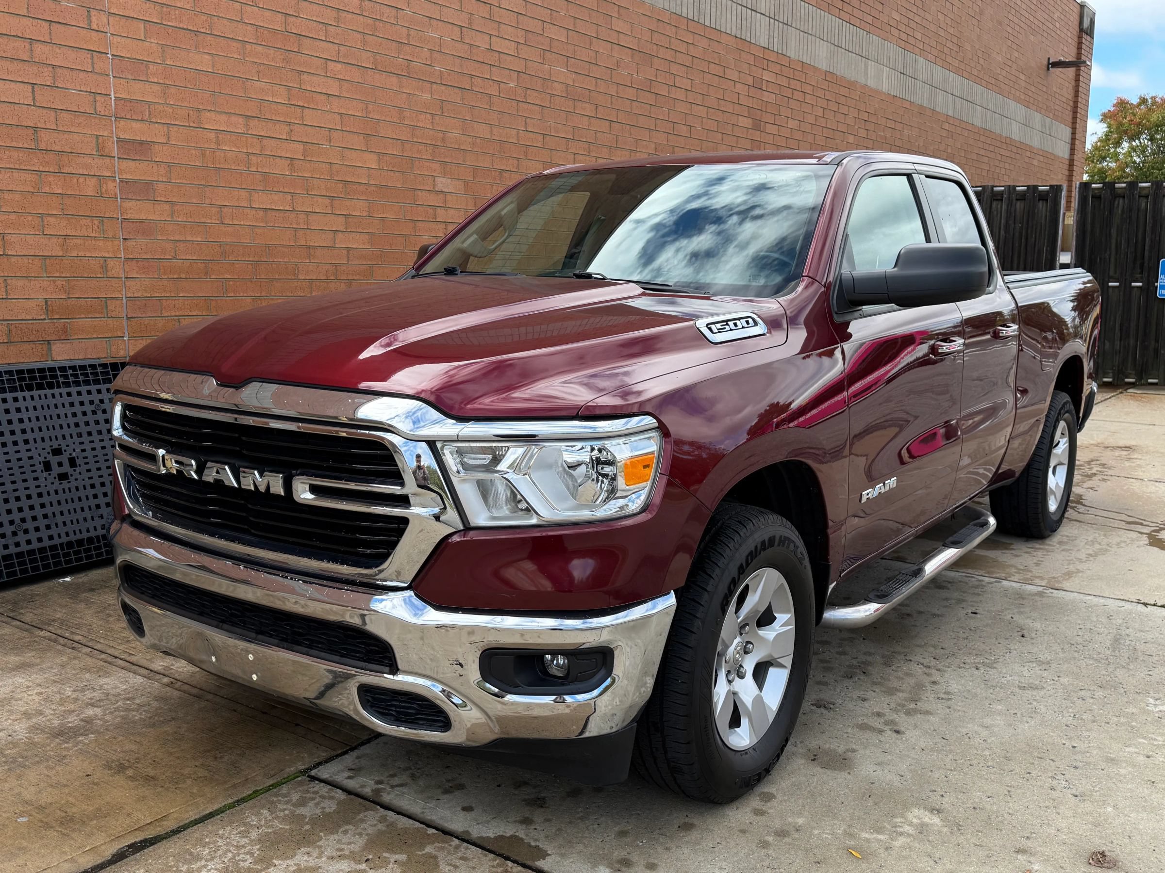 Used 2019 RAM 1500 Big Horn AWD/4WD image 3