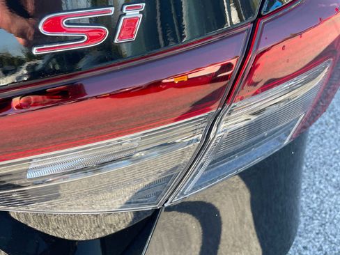 Used 2026 Honda Civic Si image 4