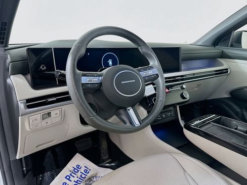 Used 2025 Hyundai Tucson Limited image 9