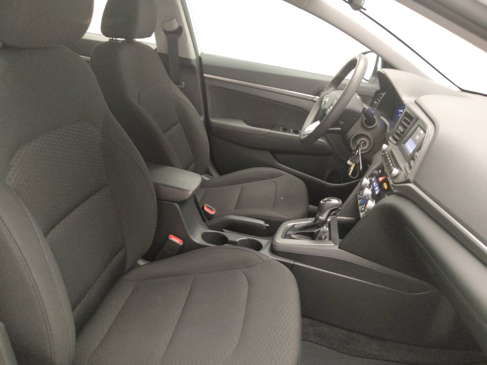 Used 2020 Hyundai Elantra SE w/ Cargo Package (C1) FWD image 21