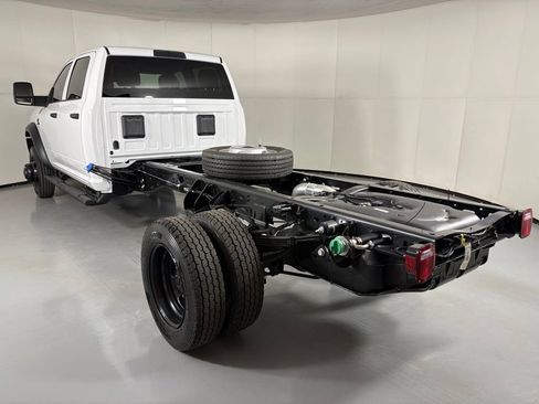 New 2026 RAM 4500 Tradesman AWD/4WD image 6