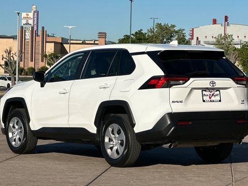 Used 2024 Toyota RAV4 LE AWD/4WD image 6