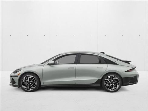 New 2025 Hyundai Ioniq 6 SEL image 3