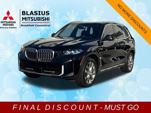 Used 2024 BMW X5 xDrive40i w/ Premium Package image 4