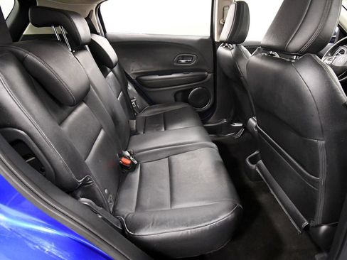 Certified 2020 Honda HR-V Touring image 17