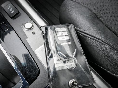 Used 2015 Honda Accord EX-L image 35