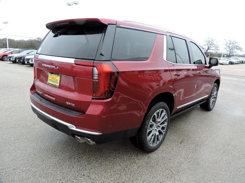 New 2026 GMC Yukon Denali w/ Sun & Power Step Package image 5