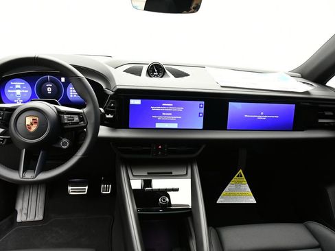 New 2026 Porsche Macan GTS Electric AWD/4WD image 31
