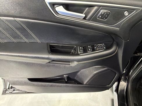 Used 2019 Ford Edge ST AWD/4WD image 11