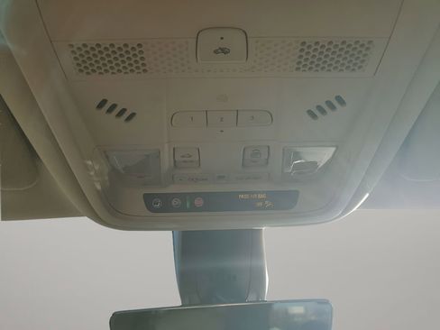 Used 2020 Cadillac XT6 Premium Luxury image 44