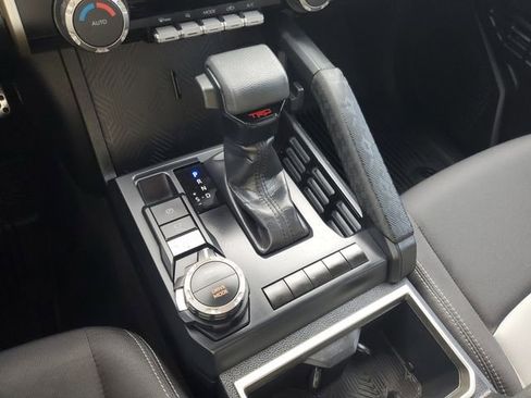 Used 2024 Toyota Tacoma TRD Sport image 26