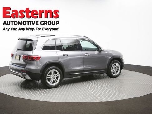 Used 2021 Mercedes-Benz GLB 250 4MATIC w/ Premium Package image 42
