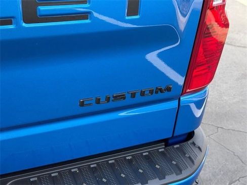 Used 2023 Chevrolet Silverado 1500 Custom w/ LPO, Dark Essentials Package image 5