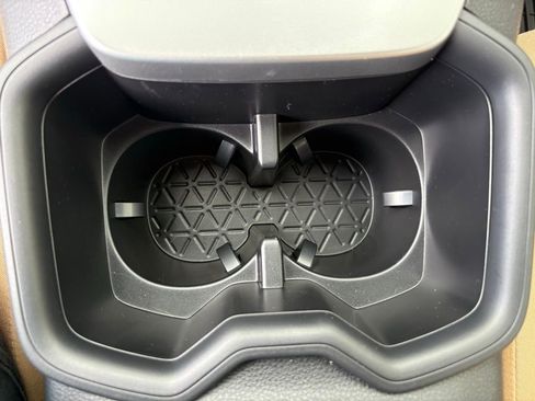 Used 2025 Toyota RAV4 LE image 23