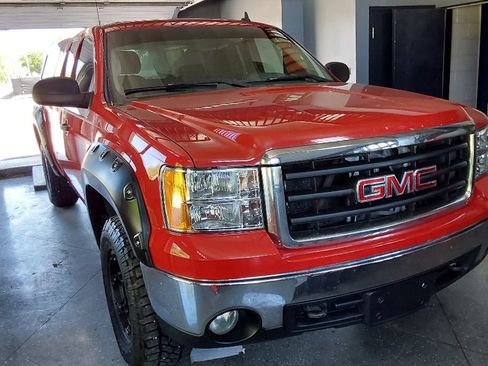 Used 2008 GMC Sierra 1500 W/T w/ Work Truck Preferred Package AWD/4WD image 6