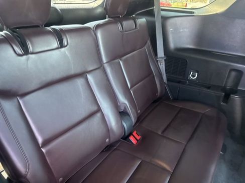 Used 2025 Ford Explorer Platinum w/ LUX Leather Package AWD/4WD image 21