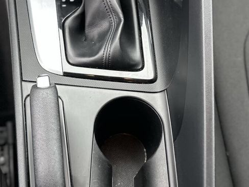 Used 2021 Hyundai Elantra SEL image 14