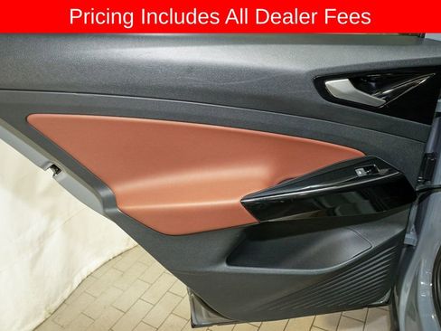 Used 2021 Volkswagen ID.4 Pro S AWD/4WD image 12